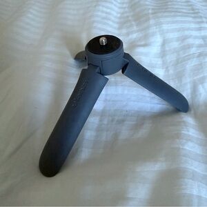 ULANZI mini tabletop tripod stand